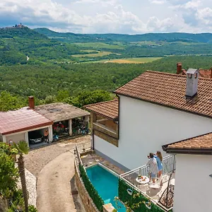 Vikendica Belveder Motovun With Heated Pool, Livade