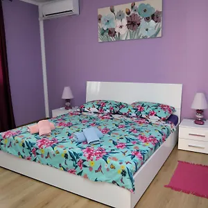 Apartman Modry, Pula